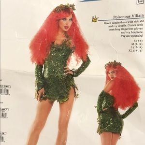 POISON IVY HALLOWEEN COSTUME